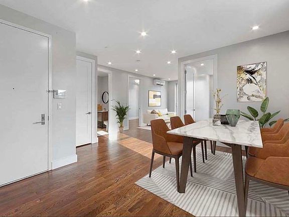 2nd image of 776 Franklin Ave