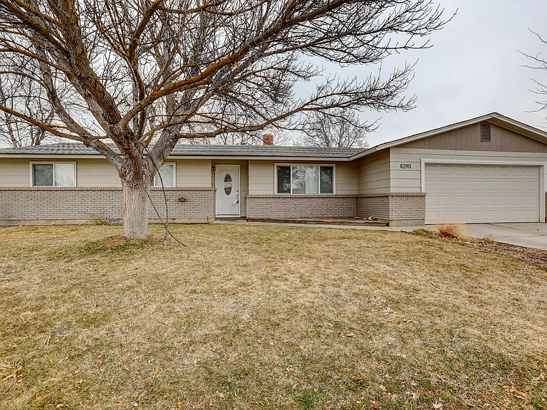 8290 W Amherst Dr — Photo 37