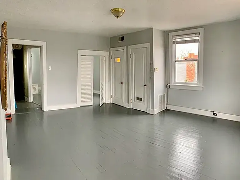 416 W 12th St #3 — Photo 7
