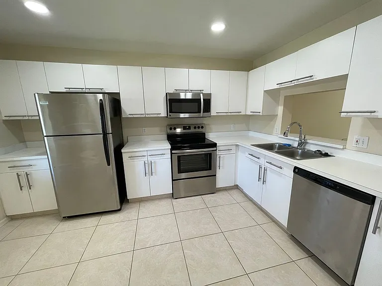 7768 Jewel Ln #202 — Photo 2