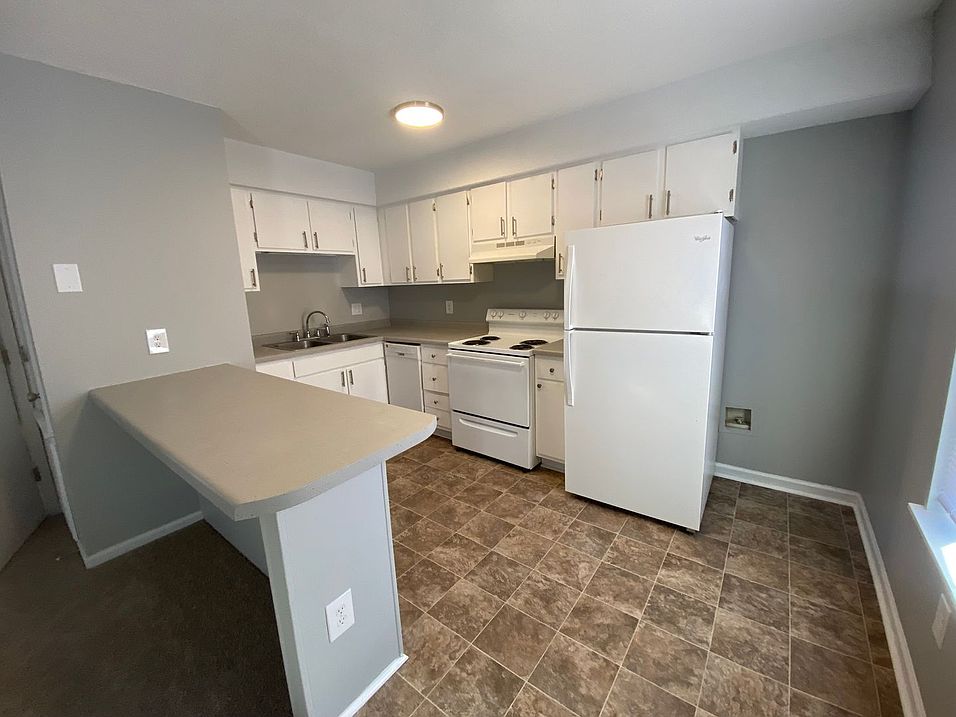 Unit 1374-B, Unit 1374-D, Unit 1404-B, Unit 1372-B