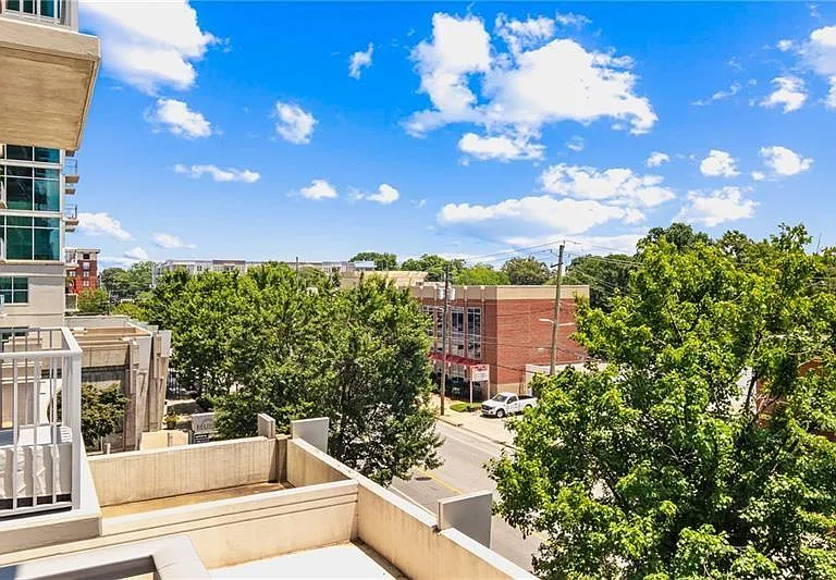 250 Pharr Rd #310 — Photo 16