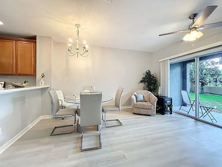 3309 Wilshire Way Rd #3 — Photo 20