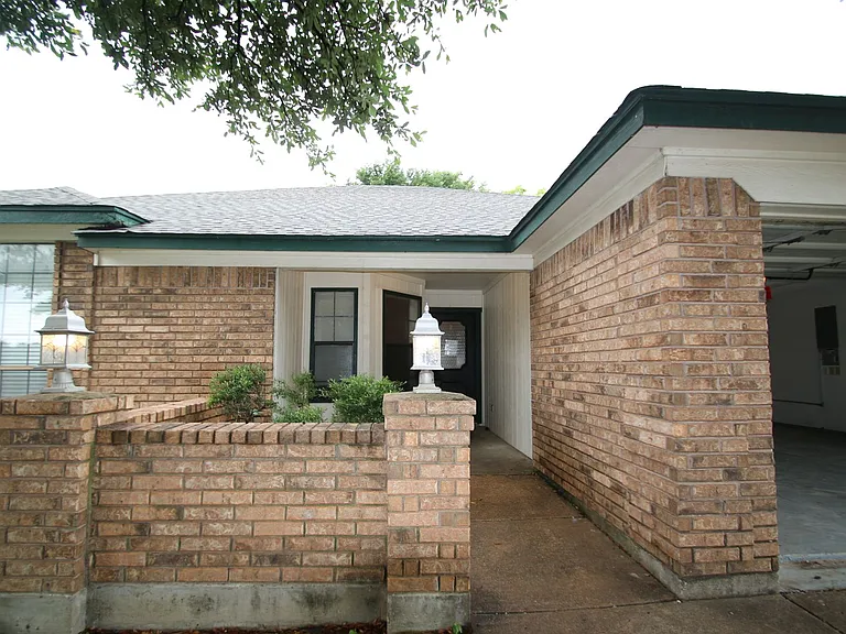 420 Birchwood Ln — Photo 30