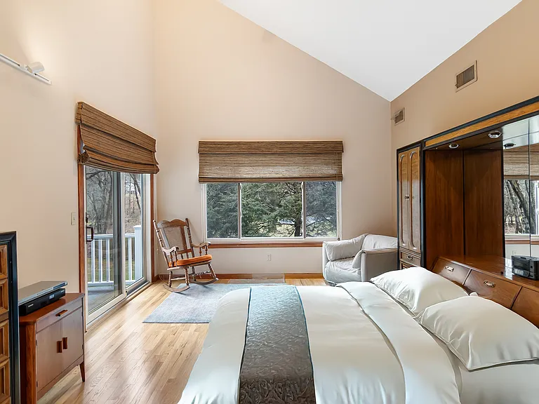 1 Brightfield Ln — Photo 27