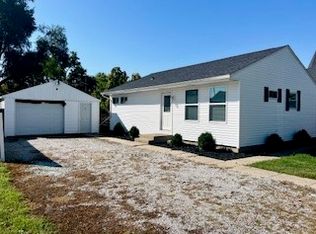 102 State St, Catlin, IL 61817