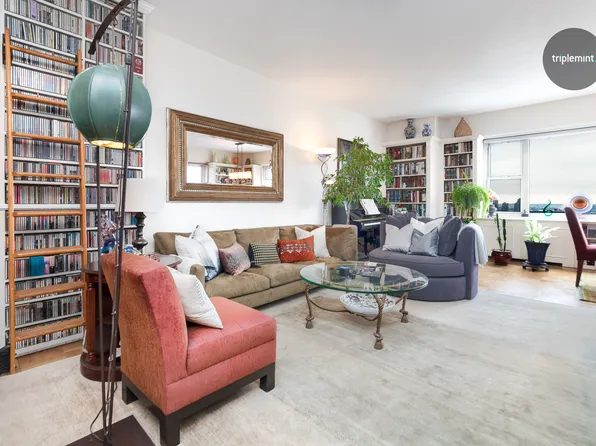 60 East 8th Street image 1 of 7