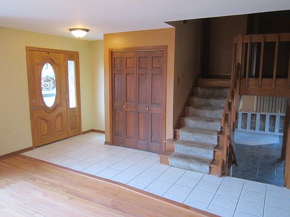 2nd image of 168 Brookwood Pl