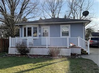 936 Stanwood Ave, Akron, OH