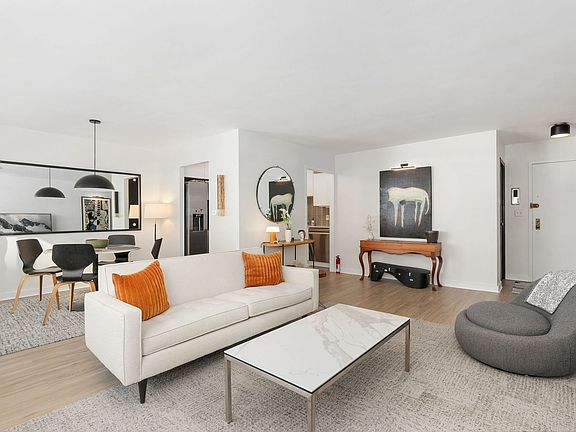 3rd image of 3550 N Lake Shore Dr APT 1603