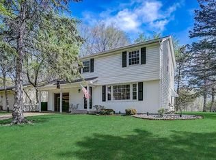 2637 Carlson Dr NW, Coon Rapids, MN 55433