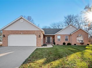 37 Rhineland Pl, Millstadt, IL 62260