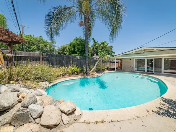 10987 Arbuckle Ave, Mission Hills, CA 91345