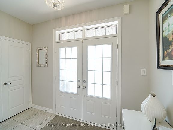 5th image of 77 Pierce Pl