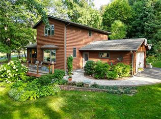 6118 W Waubeek Mound Rd, Eau Galle, WI 54737