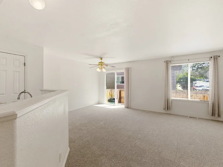 1225 S Zeno Cir #C — Photo 11