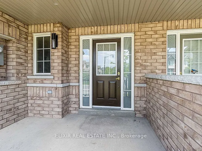 90 Delport Close — Photo 2