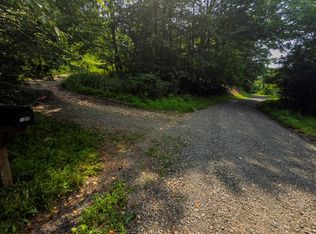 154 Buffalo Rd, Dugspur, VA 24325