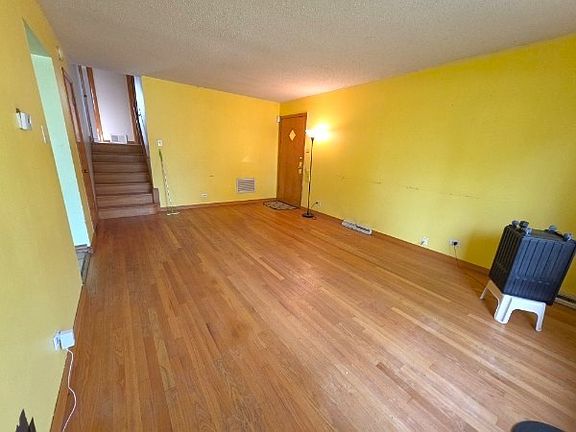 3rd image of 404 Westgate Ave