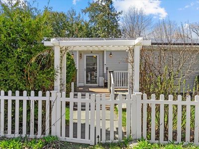 9 Railroad Lane, Shelburne, VT, 05482