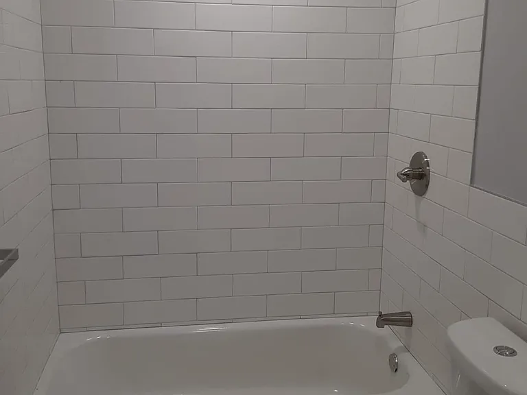 574 E Herman St — Photo 12