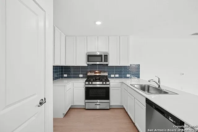 10750 Twyla Rd — Photo 16