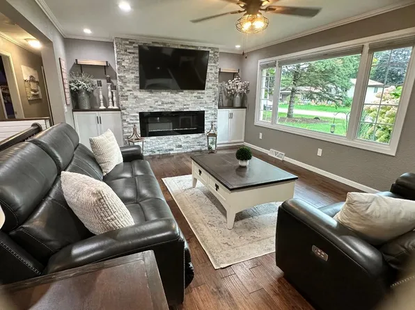 5594 Lavin Way, Waunakee, WI 53597