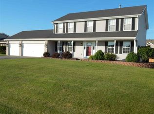 10877 Borage Trl, Roscoe, IL 61073