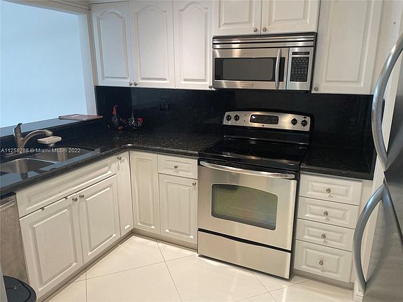 3rd image of 3702 NE 171st St APT 19