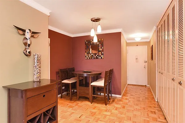 Sold by Benjamin Realty Since 1980 | media 7