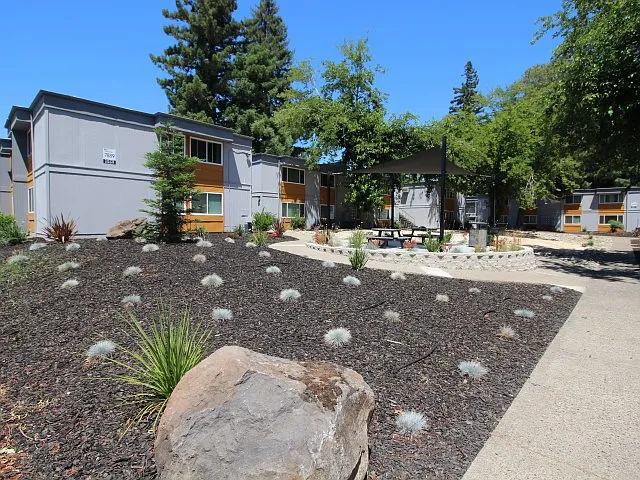 University Village — Photo 26