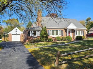 5940 6th St, Falls Church, VA 22041