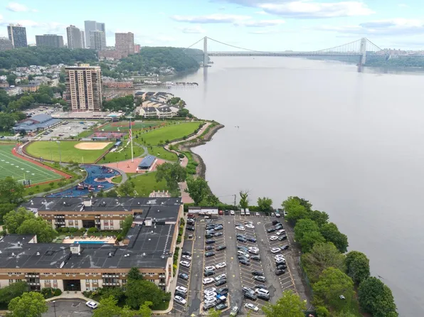 1111 River Road image 29 of 32