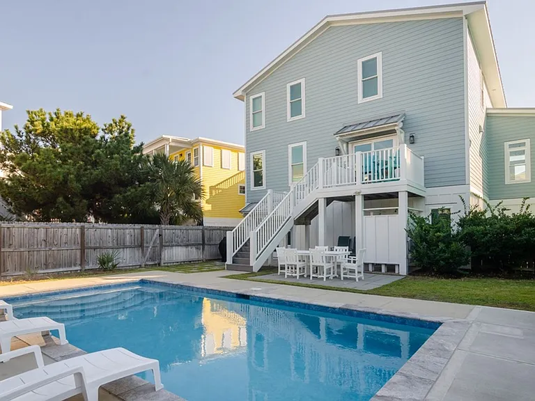 507 N Fort Fisher Blvd — Photo 3