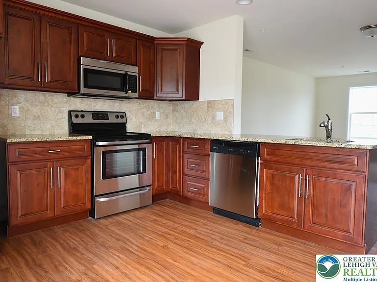 7406 Allemaengel Rd #2 — Photo 7