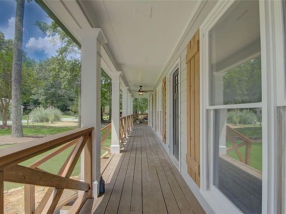 4th image of 1560 Pine Creek Dr