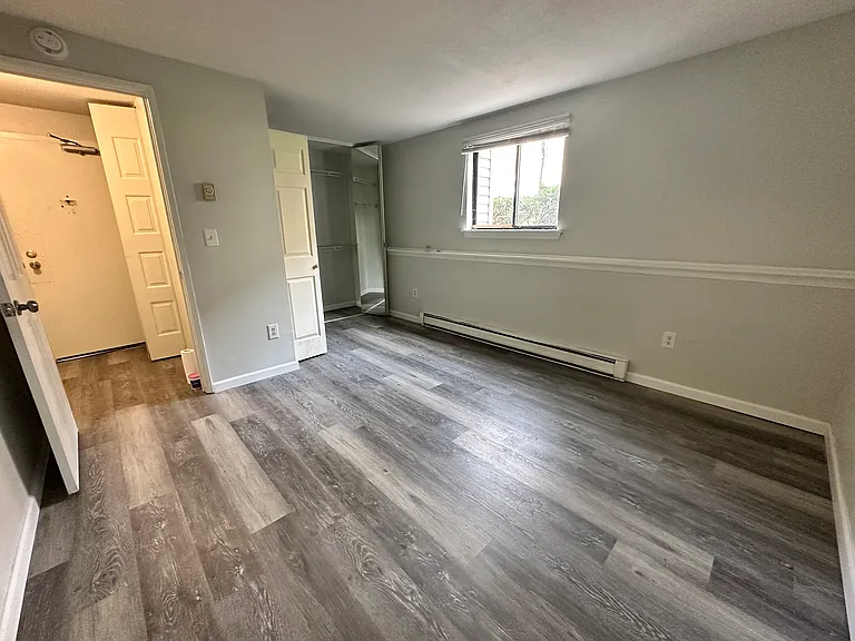 13 Burgundy Hill Ln #13 — Photo 9