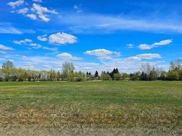5123 45th St, Viking, AB T0B 4N0