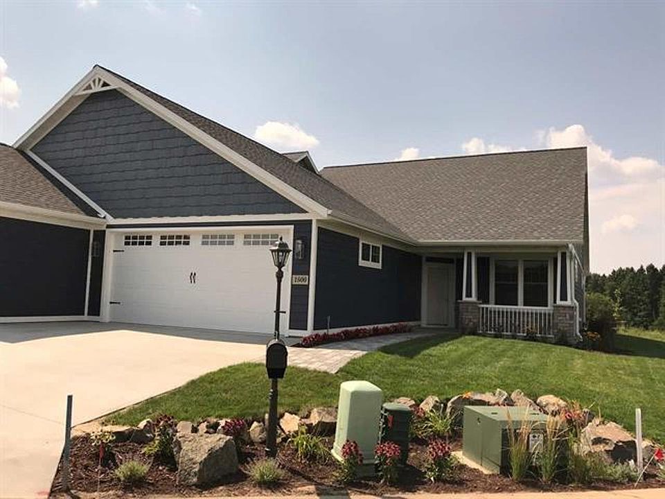 1st image of 1816 Green Vistas Dr