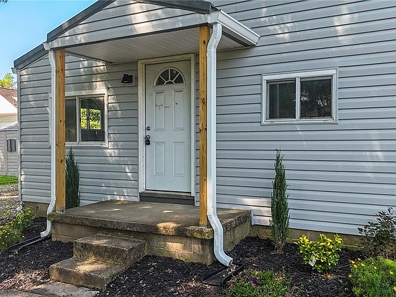 2nd image of 2111A Stella Ct