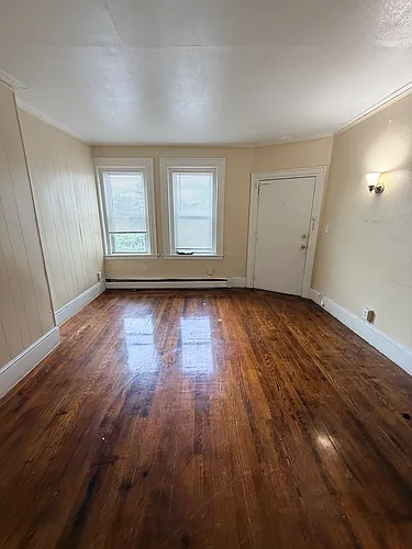 703 Howard Ave Photo 1