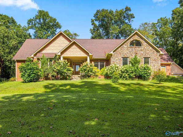 258 Ayers Rd, Grant, AL 35747