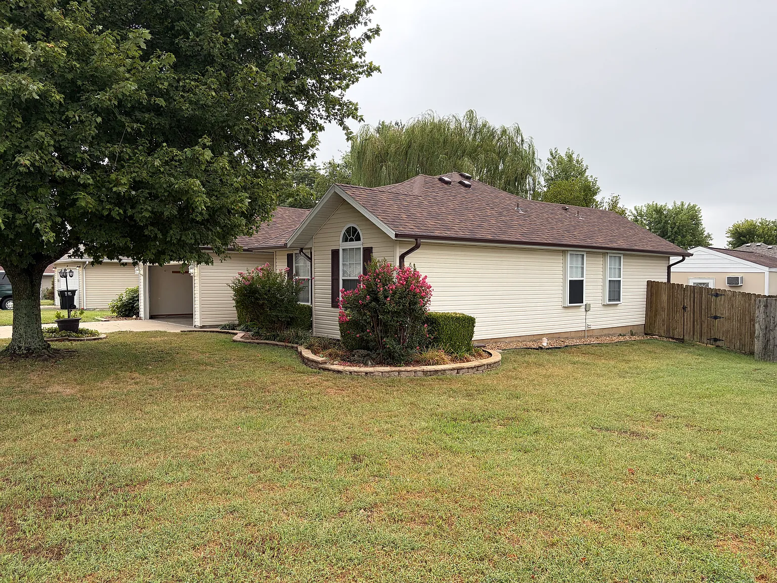 3 bed, 1547 sqft, $1,600 — Photo 1