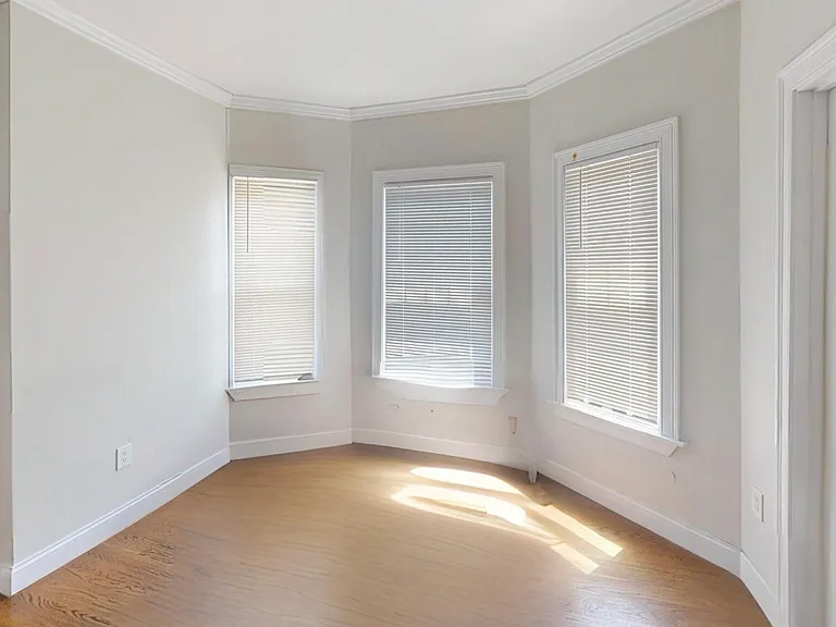 2975 Washington St #3A — Photo 3