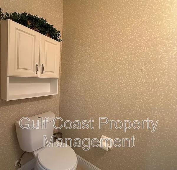 13860 Avon Park Cir — Photo 39