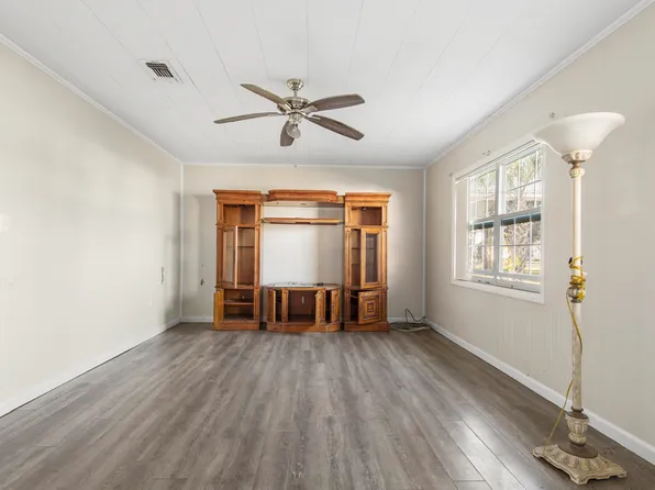 482 Pompano St, Port Saint Joe, FL 32456