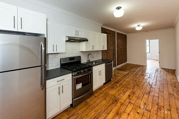 Rented by Donawald Realty INC | media 25