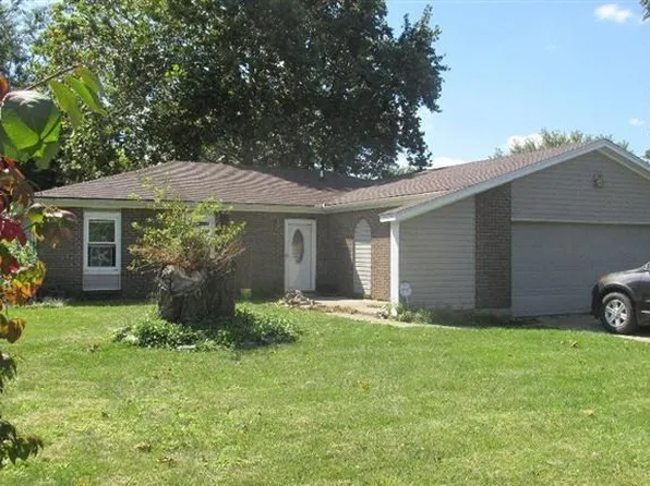 2555 Trinity Dr, Middletown, OH 45044