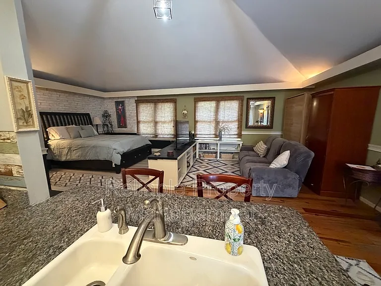 3640 Mill Run — Photo 7