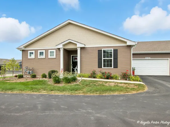 6324 Maple Glen Dr, Wonder Lake, IL 60097